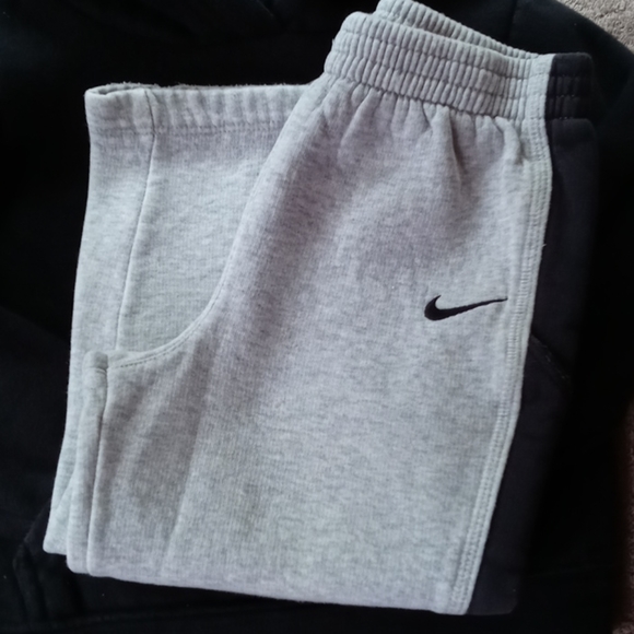 🔥Nike Sweat Fit🔥 - Picture 3 of 4